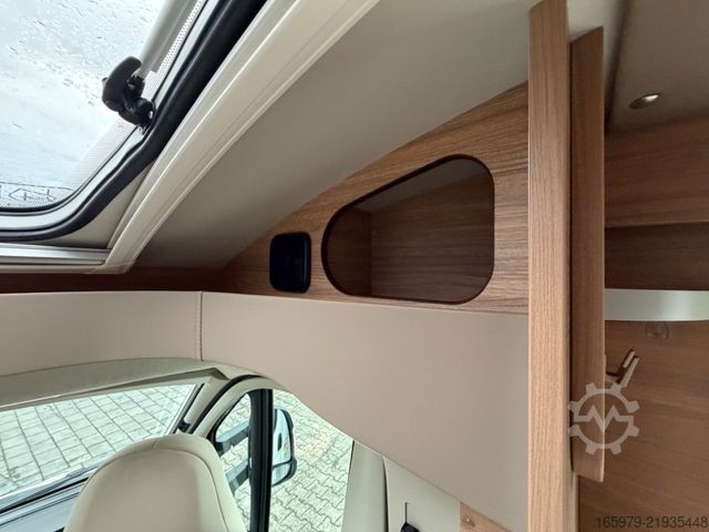 Semi-integrated camper WEINSBERG Cara Compact 600 MF