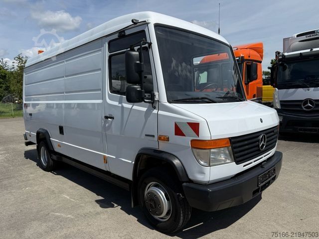 Panel van MERCEDES-BENZ VARIO 613 D Kasten 4 m Hochdach*KRAN