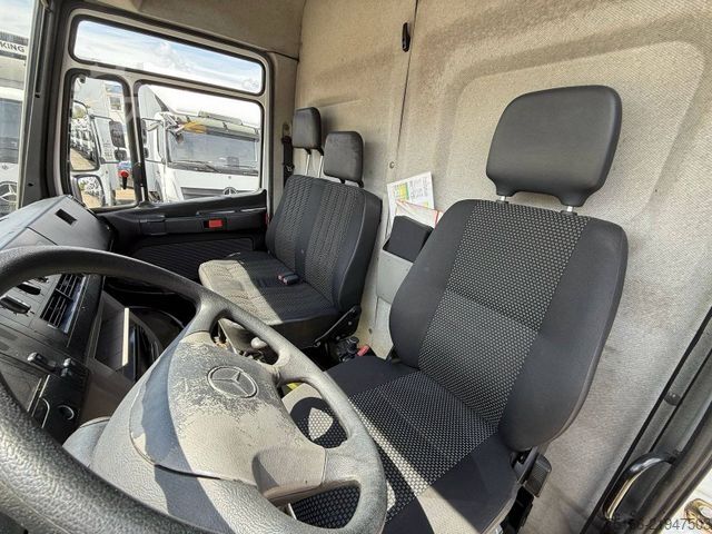 Panel van MERCEDES-BENZ VARIO 613 D Kasten 4 m Hochdach*KRAN