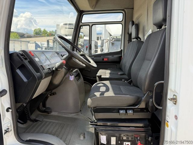 Panel van MERCEDES-BENZ VARIO 613 D Kasten 4 m Hochdach*KRAN
