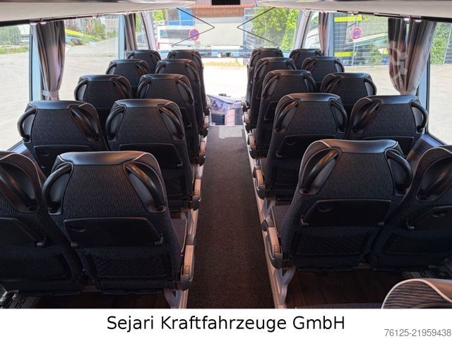 Reisebus NEOPLAN Cityliner Cityliner / P16 Coach  /  59-1-1 / R08