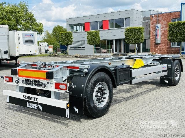 Swap chassis trailer Schmitz Cargobull Anhänger Wechselfahrgestell Standard