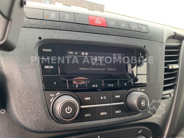 Box van IVECO Daily 35S14H EA8 KOFFER LBW AUT KLIMA AHK 3,5t