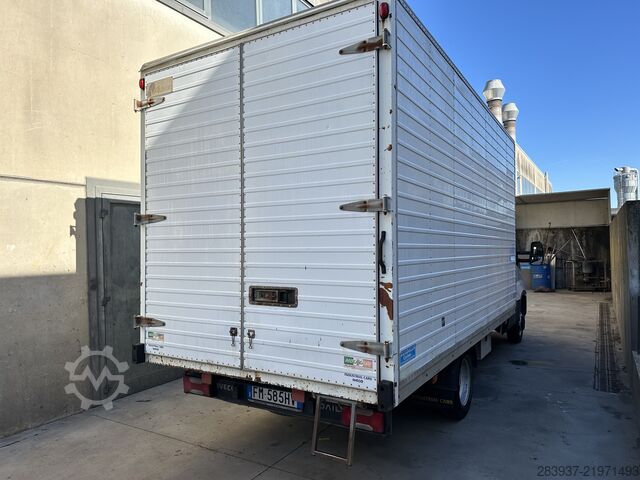 Box van IVECO DAILY 35C