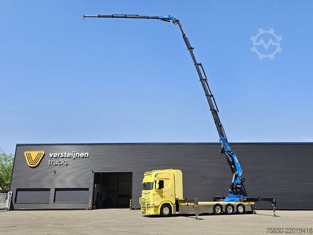 Crane truck Scania S580 V8 / 8x4 / FASSI 115 t/m CRANE / RETARDER