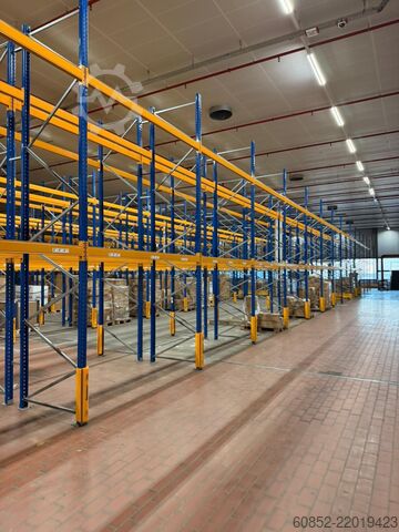 Heavy-duty shelving pallet racks 14 lfm Jungheinrich MPB Palettenregale H: 500cm, Fachlast: 2100 kg