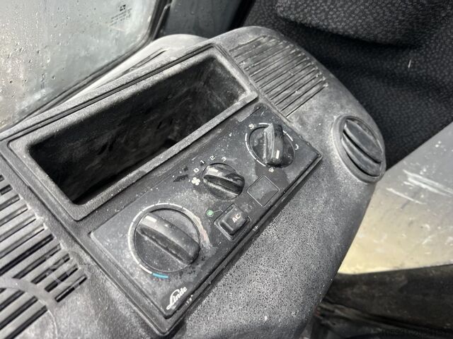 Treibgasstapler Linde H18T-01