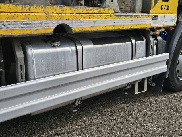 Car carrier van Iveco AD320S42 8x2 / RETARDER / WINCH / AUTO-TRANSPORTER