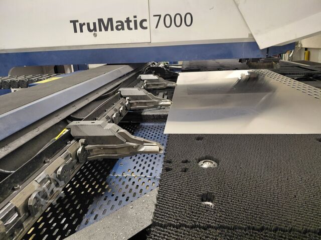 Laser punching machine TRUMPF TruMatic 7000 (K02G) 1600 4000 Watt FMC