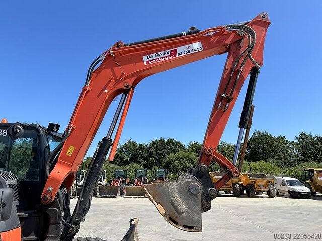 Excavator Kubota KX080-4A2