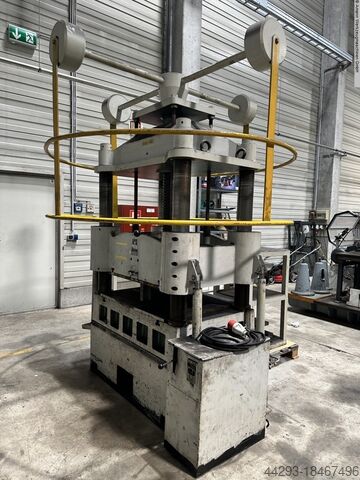 Hand-Operated Fly Press AGEO 80/960