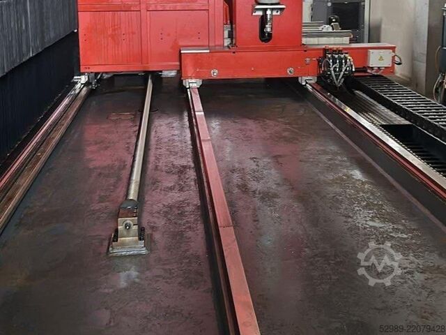 Vertical machining center Matec 50HVU