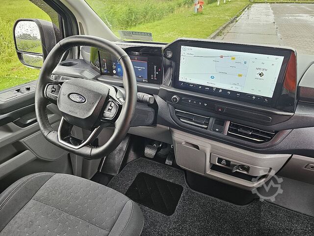 High-roof van FORD TRANSIT CUSTOM 2.0 L1 EDITION B&O LED!