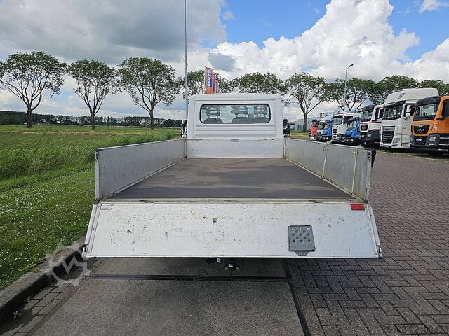 High-roof van PEUGEOT BOXER