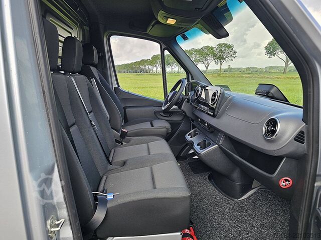 High-roof van MERCEDES-BENZ SPRINTER 319 L2H2 3.5T-AHG LED!