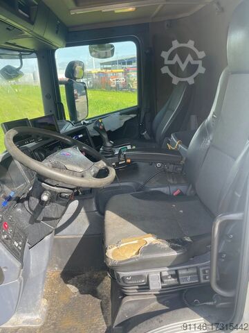 Refuse collection vehicle Scania P280