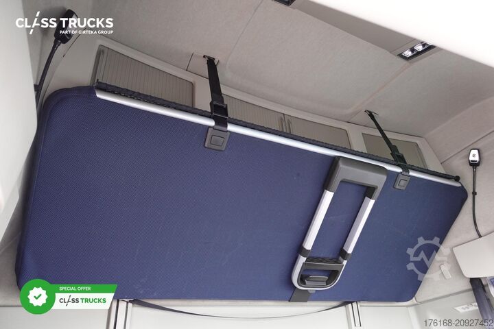 Standard tractor unit VOLVO FH 460 Globetrotter XL i-Save