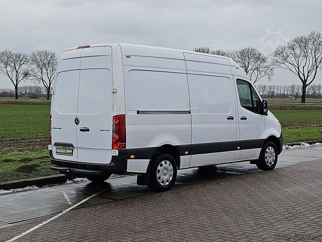 High-roof van MERCEDES-BENZ SPRINTER 316 CDI AUT. L2H2