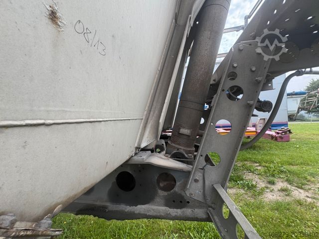 Tipper semitrailer SCHMITZ CARGOBULL SKI 24 SL 06 / 7,2 Stahlkippmulde