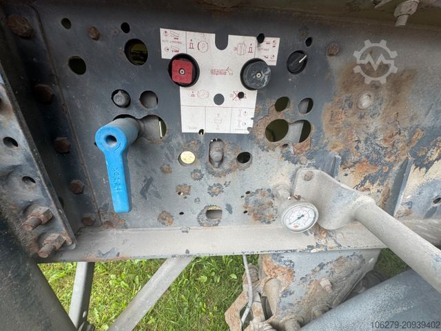 Tipper semitrailer SCHMITZ CARGOBULL SKI 24 SL 06 / 7,2 Stahlkippmulde