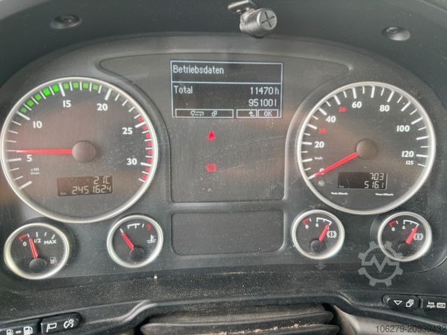 Flatbed truck MAN TGS 26.360/6x2, Atlas 170.2, Lenka.