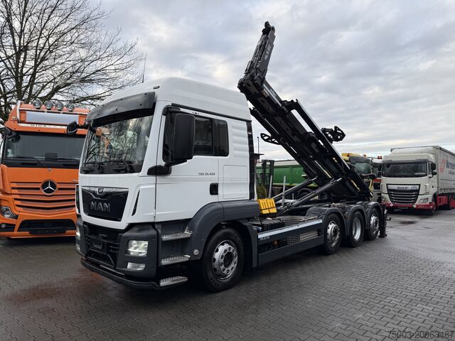 Kipper LKW MAN TGS 35.420 8X2-6 Haken/ Silo M-TEC HLS 20