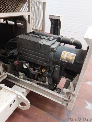 Scherenhebebühne Genie GS-4390 RT
