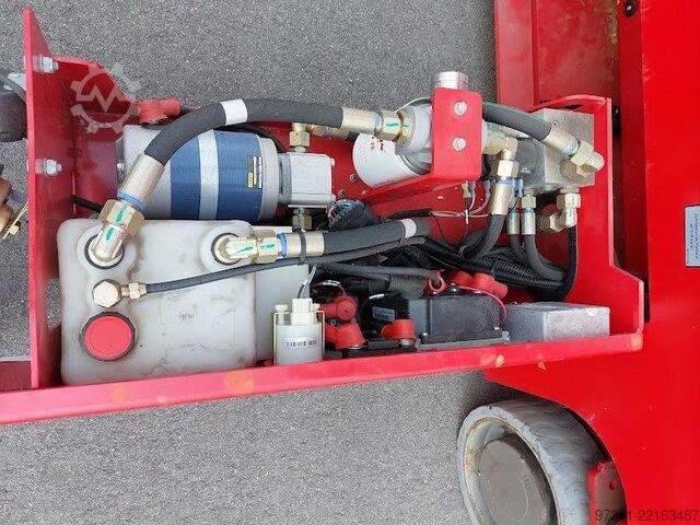 Scissor lift PB S78-7EC