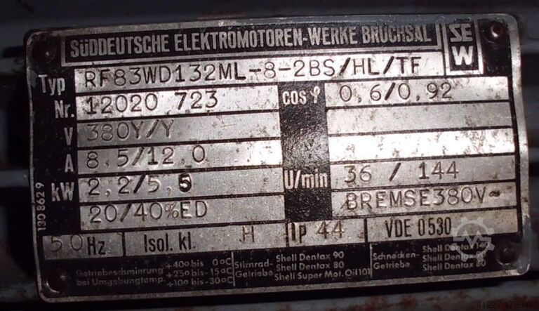 Getriebemotor 2,2/5,5 kW 36/144 U/min SEW-EURODRIVE RF83WD132ML-8-2BS/HL/TF