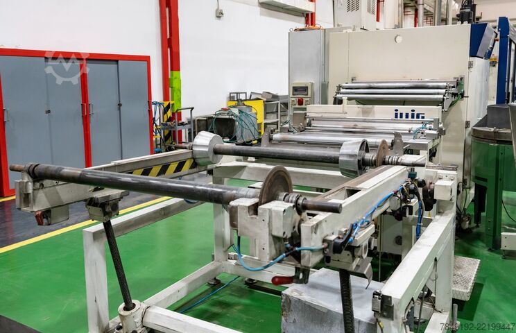 Sheet extrusion and thermoforming Amut & Illig VHW 90 y RS 90