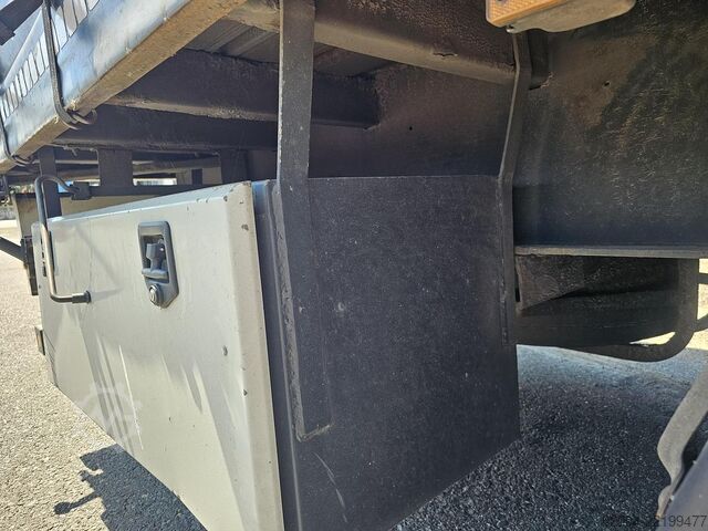 2004 PACTON T3 001 /3 axle curtainsider /saf disc/ apk tuv/13-03-2027. PACTON T3 001 /3 axle curtainsider /saf disc/ apk tuv/...
