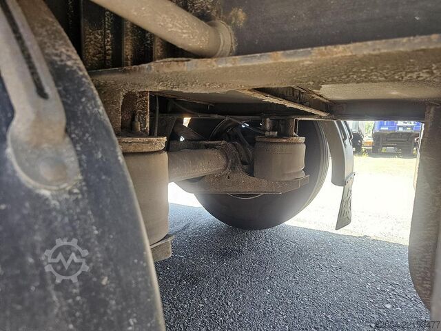 Vorhang seitlich PACTON T3 001 /3 axle curtainsider /saf disc/ apk tuv/...