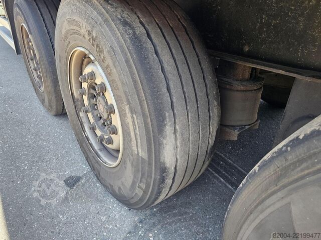 Vorhang seitlich PACTON T3 001 /3 axle curtainsider /saf disc/ apk tuv/...