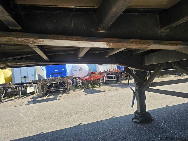 Vorhang seitlich PACTON T3 001 /3 axle curtainsider /saf disc/ apk tuv/...