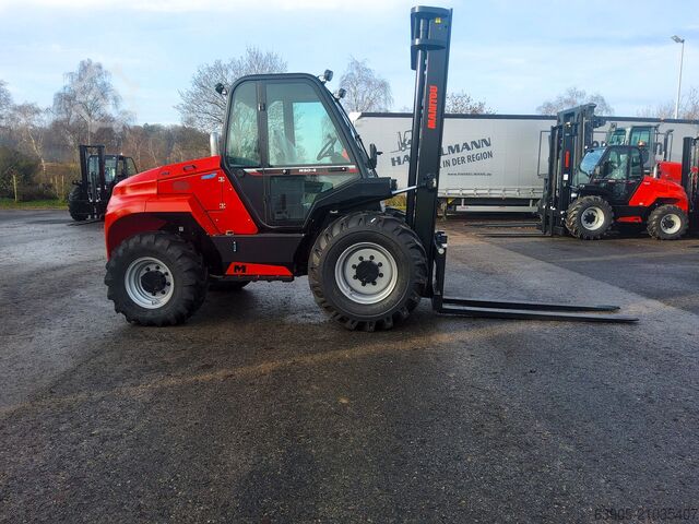 All-terrain forklift Manitou M 50-4