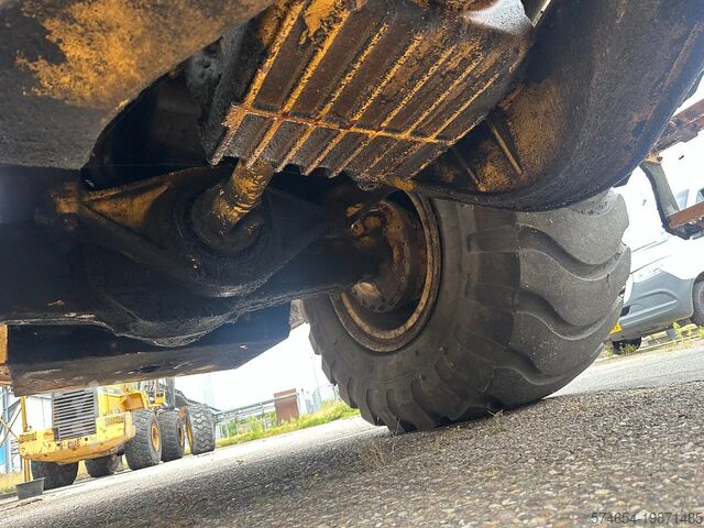 Log loader Volvo L180 C High Lift