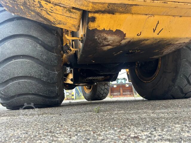 Log loader Volvo L180 C High Lift