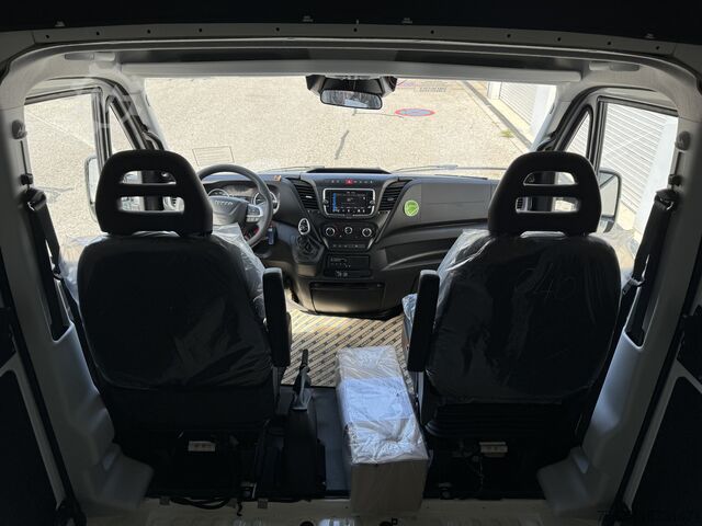 Panel van Iveco DAILY 50 C 18H A8 V-H2 4x4 AX 3520L GV5*