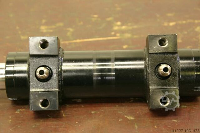 Steering axle Clark J01/49510-44K00