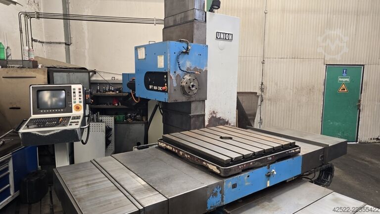 Table Type Boring and Milling Machine UNION BFT 90 4 CNC