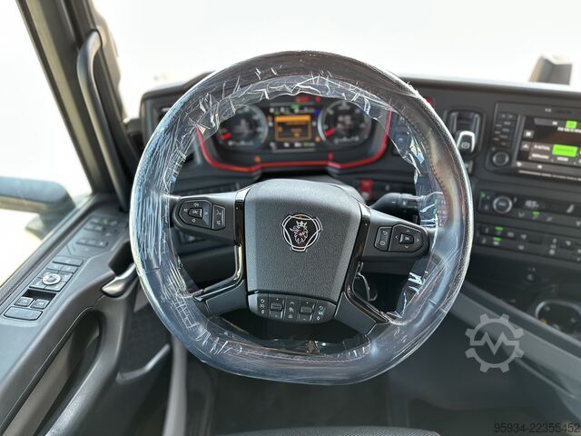 Standard tractor unit SCANIA 660 S