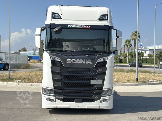 Standard tractor unit SCANIA 650 S