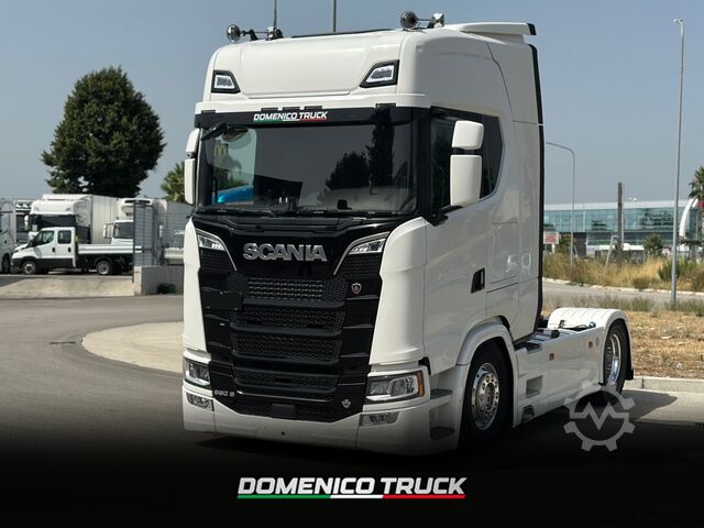 Standard tractor unit SCANIA 660S