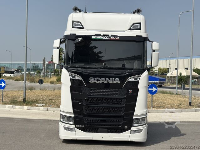 Standard tractor unit SCANIA 660S
