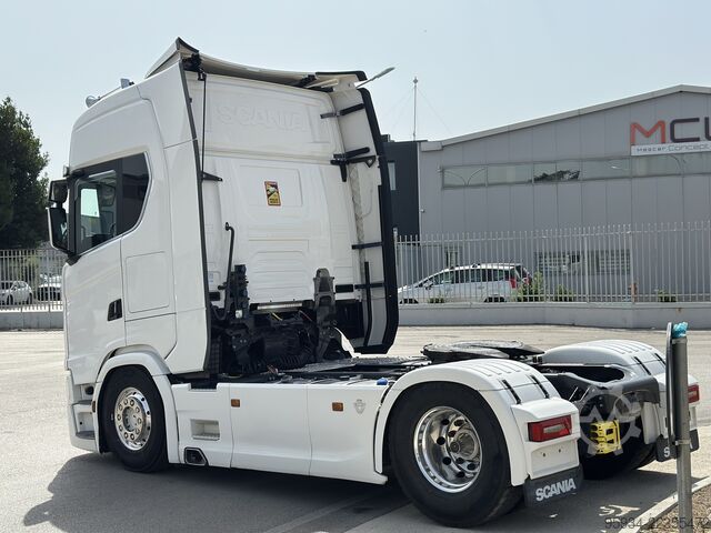 Standard tractor unit SCANIA 660S