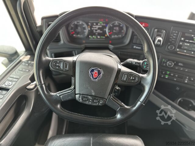 Standard tractor unit SCANIA 660S