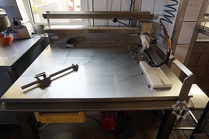 Cake Cutting Machine Köhler Schnittliner K60