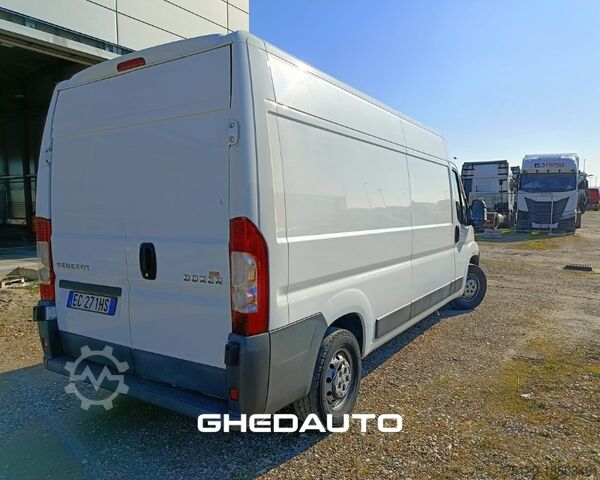 Minibus PEUGEOT Boxer II 333 2006 - boxer 333 3.0 hdi 160cv L3H2