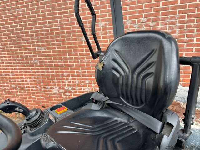 Electric 4-wheel forklift Jungheinrich EFG 430