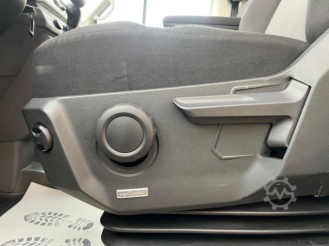 High top van VOLKSWAGEN CRAFTER BOTTREGALS. AUTOMATIK NAVI ACC STANDHZG.